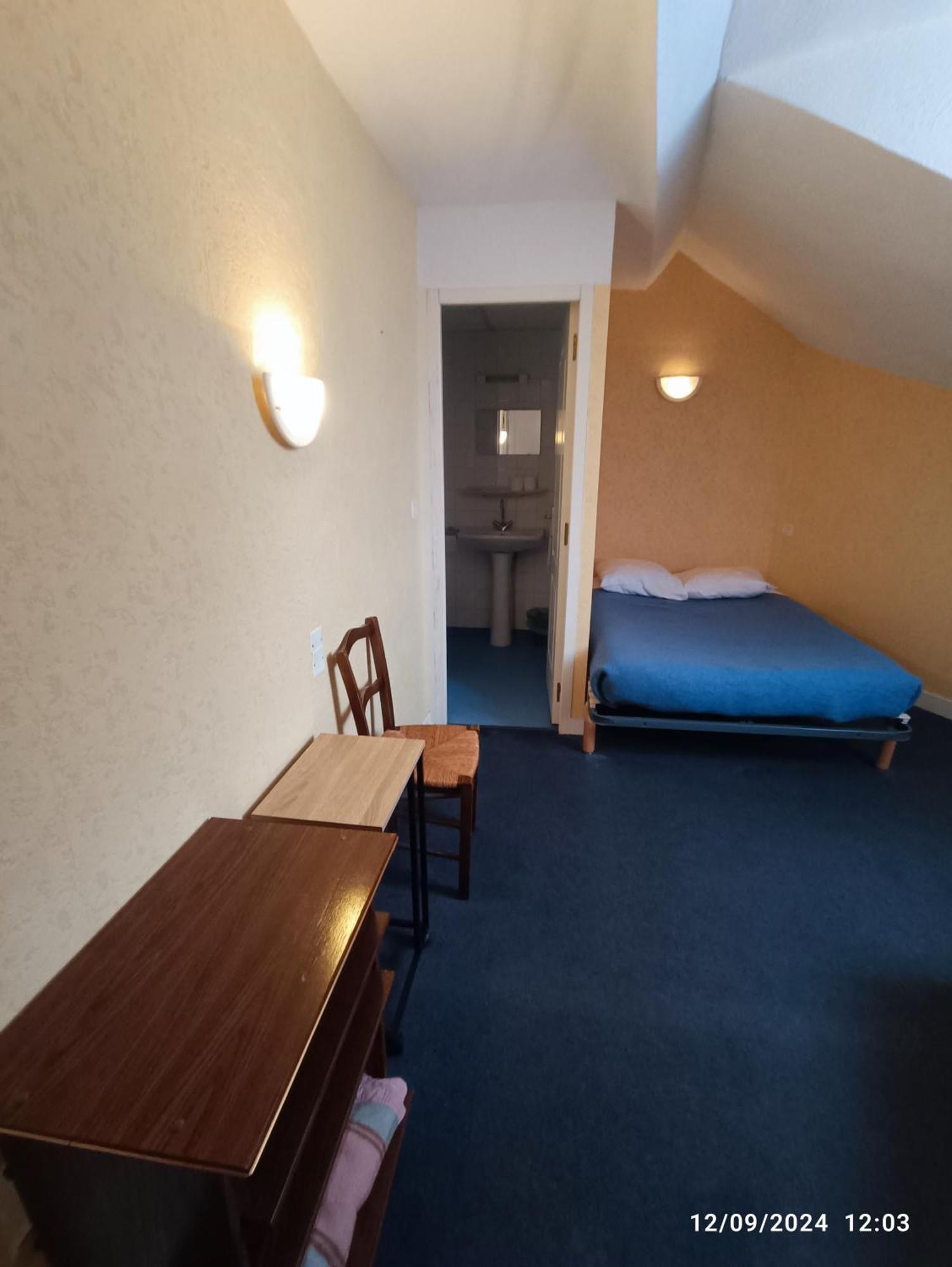 Chambre Chez Marie Et Didier 1 Minute A Pied Du Sanctuaire De Lourdes Exterior photo